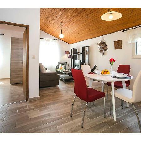 Apartment Goga'S Retreat In مارينا المظهر الخارجي الصورة