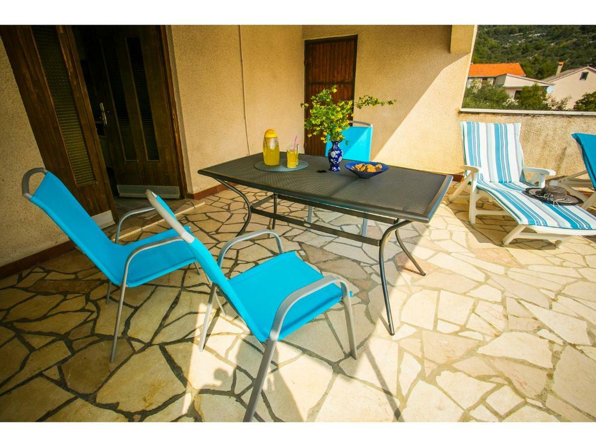 Apartment Goga'S Retreat In مارينا المظهر الخارجي الصورة